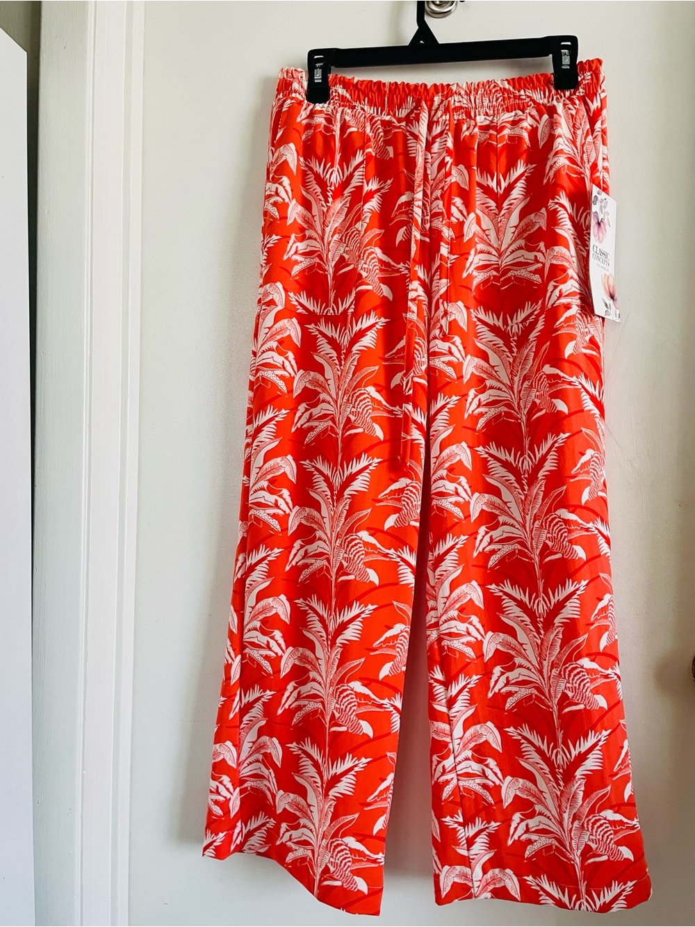 Tropical-Print Wide Leg Pants in Vibrant Coral
